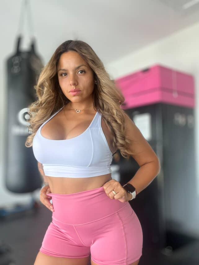 pink shorts
